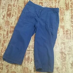 cargo capri pants size 8 blue size 8 Van Heusen